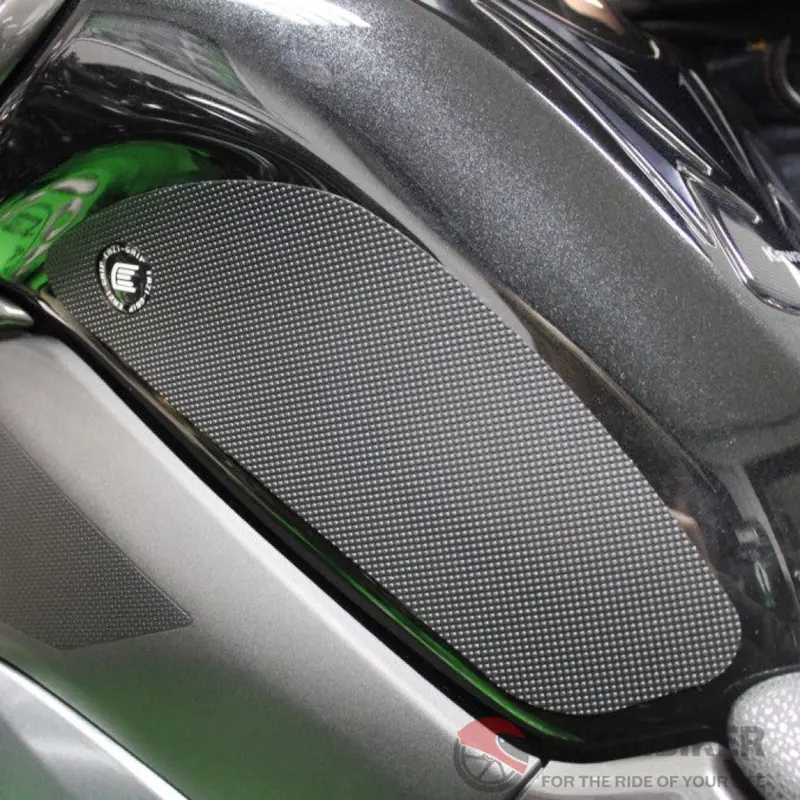 Eazi-Grip Kawasaki Ninja/Z 650 Black 2017-2018 1