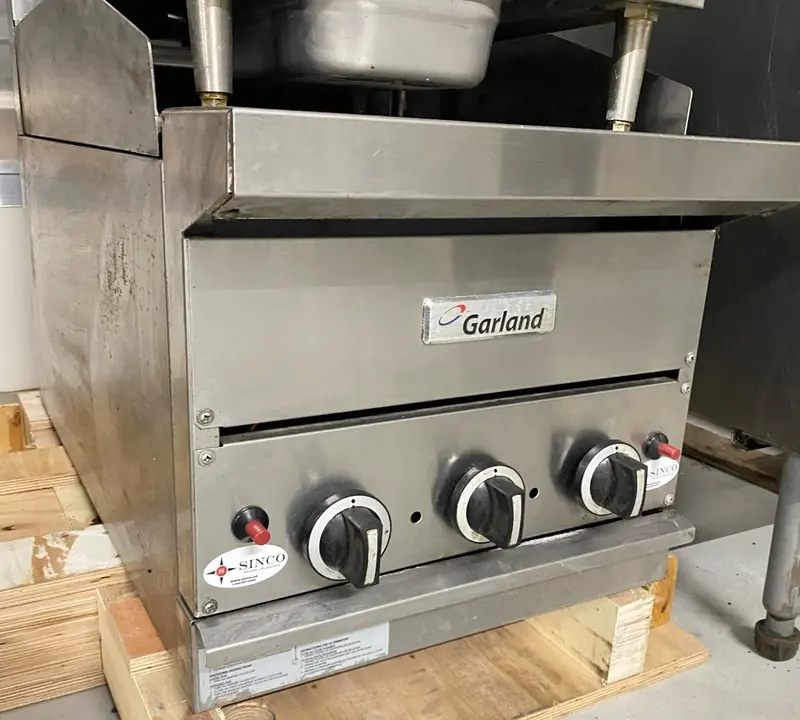 Garland 18" Natural Gas Charbroiler Used For02043 1