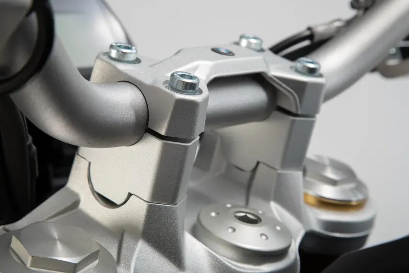 Handlebar Risers Silver 30Mm For Bmw F900gsa – Sw-Motech 1