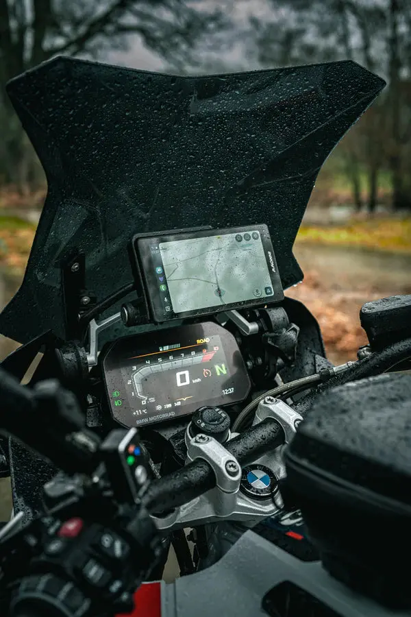 Innovv N2 Display For Bmw 1
