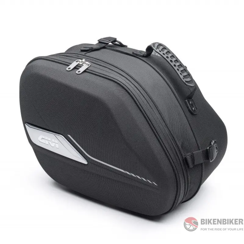 Thermoformed Side Bags Equipped With Multilock Fixation System - Givi 1